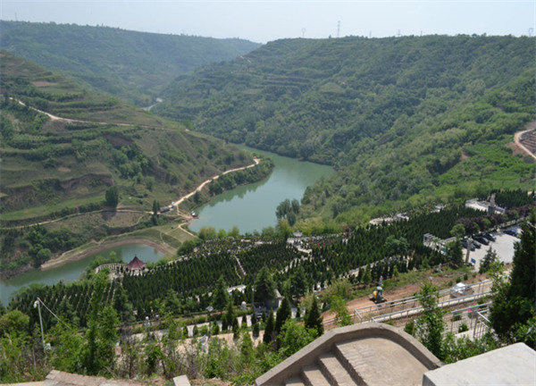 西安市高橋墓園在什么地方